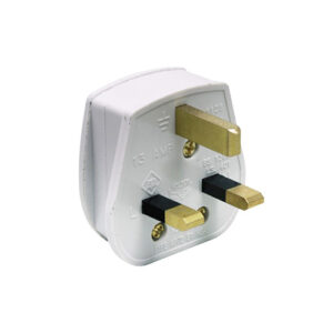 UK 3 Pin Plug 13 Amp 220V CED